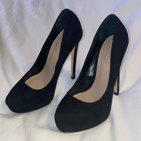 Kurt Geiger Shoes - Kurt Geiger platform heels (4”/1”) black suede Size 5.5 GORGEOUS!